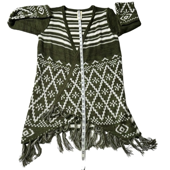 Faded Glory Cardigan Open Front Fringe Boho Aztec Women’s Medium 8-10 - Picture 11 of 12
